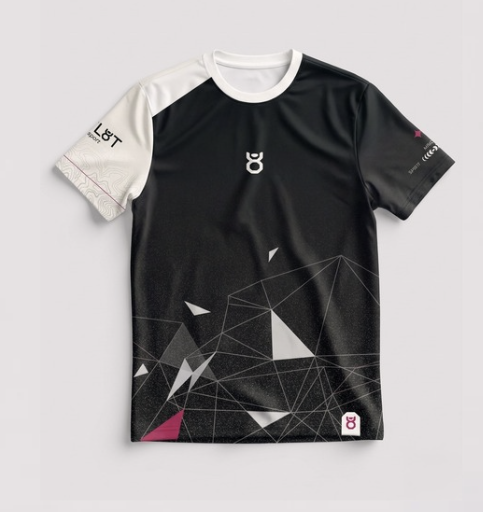 T-SHIRT "THE BLACK ONE" 2026